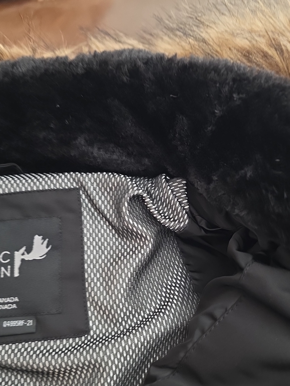 Arctic Expedition Hybradown Coat Removable Faux Fur Hood Black L NEW - Picture 4 of 15